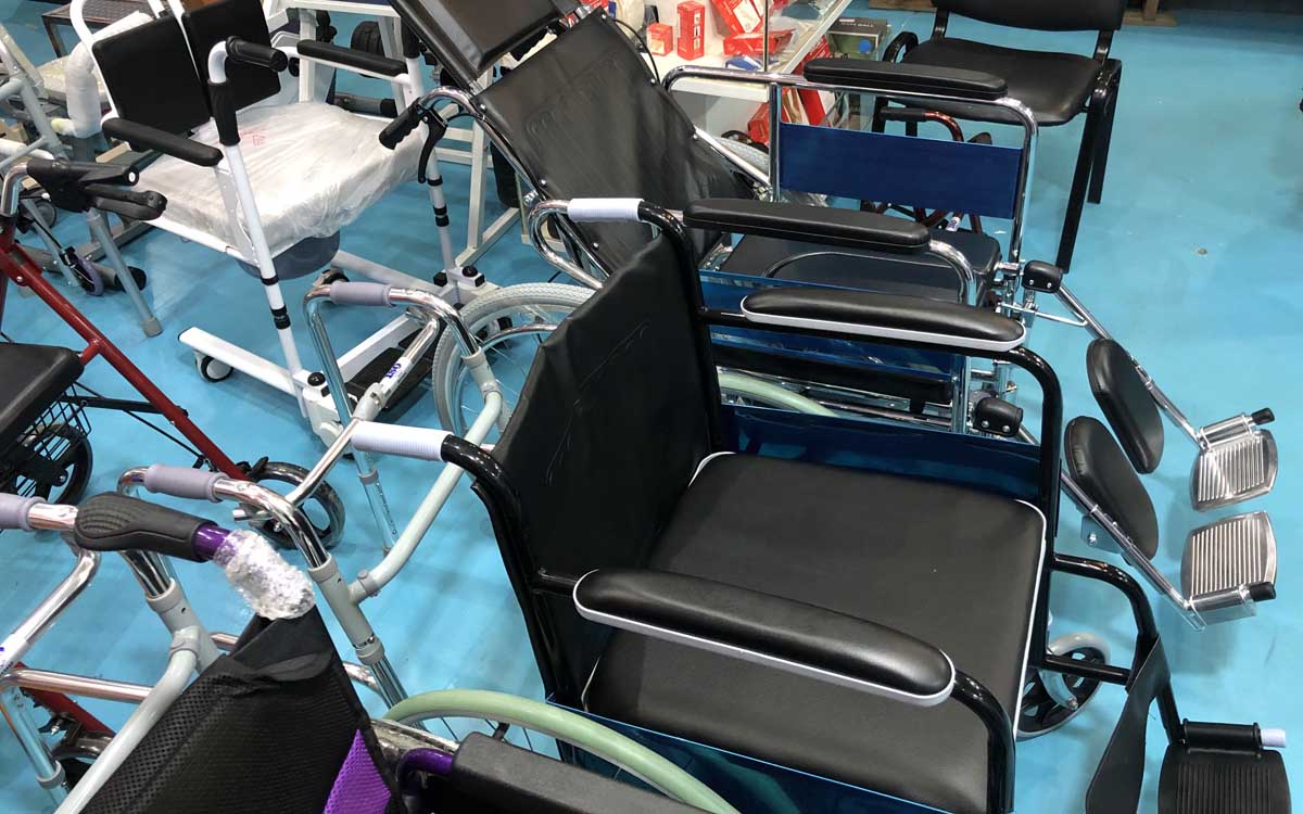 Wheelchairs for sale in Kampala Uganda. European Quality Standard Wheelchairs At Good Price/Affordable Wheelchairs In Uganda. INS Orthotics Ltd is Uganda's leading orthopedics, physiotherapy and medical mobility equipment company: supplier, manufacturer and installer of wheelchairs in Uganda, East Africa: Uganda, Rwanda, South Sudan, Kenya, Tanzania, DR-Congo. INSOL-Mobility Solutions East Africa, INS Orthotics Ltd. Wheelchairs Uganda. wheelchairsug.com