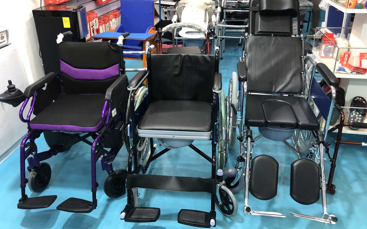 Wheelchairs for sale in Kampala Uganda. European Quality Standard Wheelchairs At Good Price/Affordable Wheelchairs In Uganda. INS Orthotics Ltd is Uganda's leading orthopedics, physiotherapy and medical mobility equipment company: supplier, manufacturer and installer of wheelchairs in Uganda, East Africa: Uganda, Rwanda, South Sudan, Kenya, Tanzania, DR-Congo. INSOL-Mobility Solutions East Africa, INS Orthotics Ltd. Wheelchairs Uganda. wheelchairsug.com